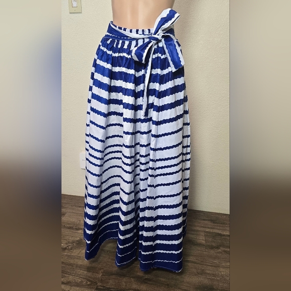 NF Striped 100% Cotton Box Pleated Maxi Skirt Blue/ White One Size Whit Pockets - Picture 9 of 16